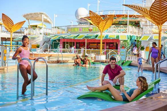 Royal Caribbean International, Freedom of the Seas, Pool Deck, 5, NMorley.jpg